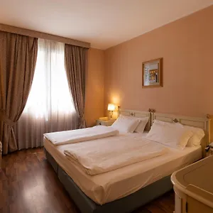 *** Hotel Lucrezia Borgia Itálie